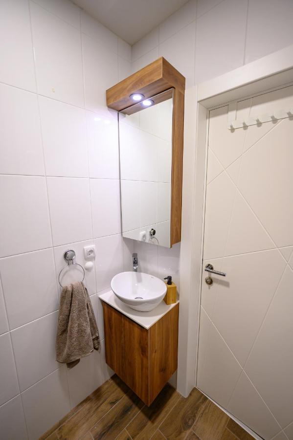 Sleepover - Galleria Novi Sad Ngoại thất bức ảnh