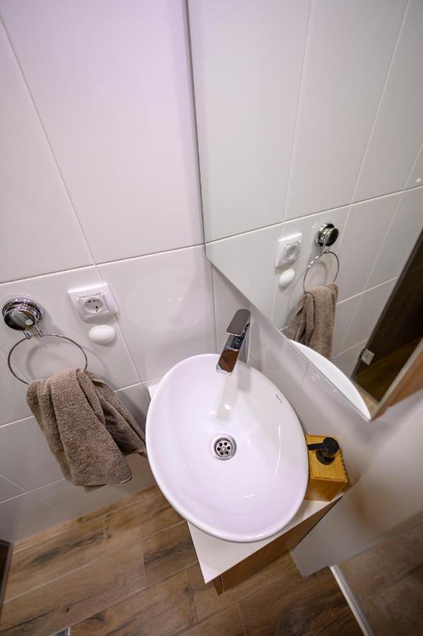 Sleepover - Galleria Novi Sad Ngoại thất bức ảnh
